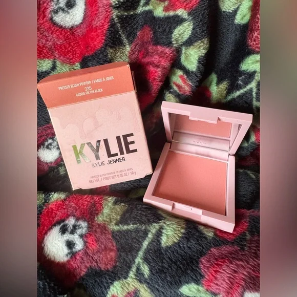 Beauty Bundle! Makeup,Skincare,Haircare NWT - Picture 2 of 7